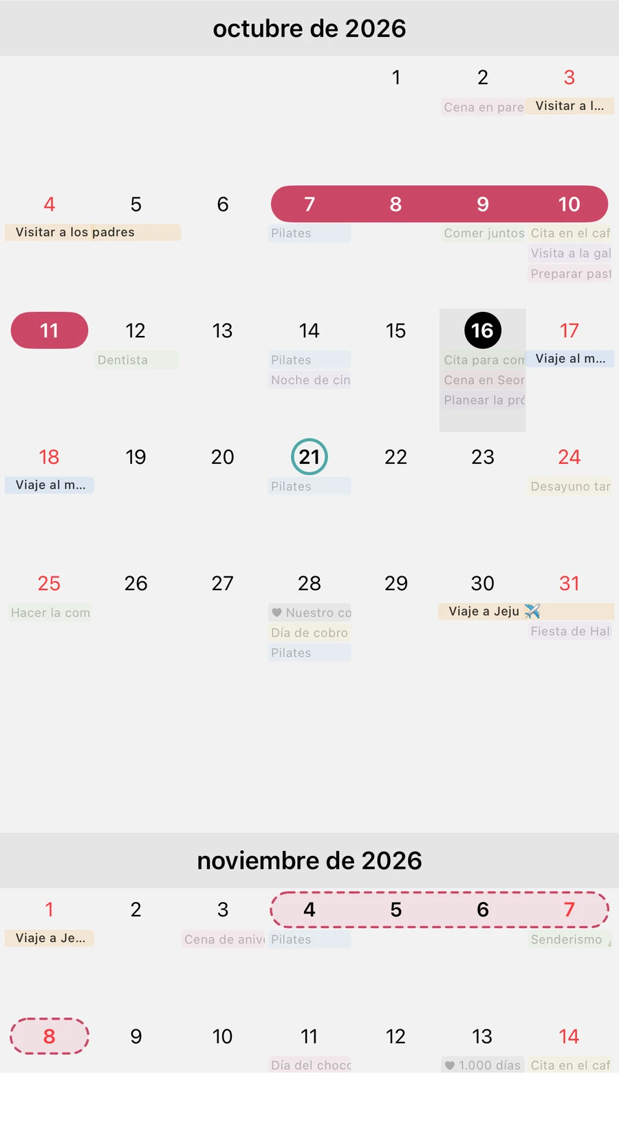 La misma vista mensual con el modo de ciclo menstrual activado: registros del 7 al 11 de octubre, ovulación estimada el 21 de octubre y fechas previstas del 4 al 8 de noviembre con línea discontinua